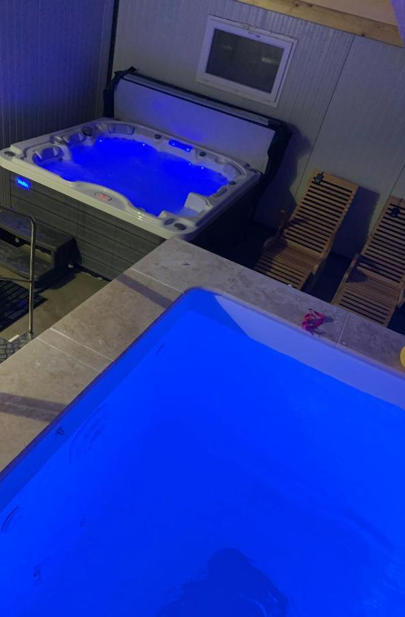 Belle Villa 6 pers 2h espace bien-être privatisé inclus 80 m2 de détente garantie Équilly Esterno foto